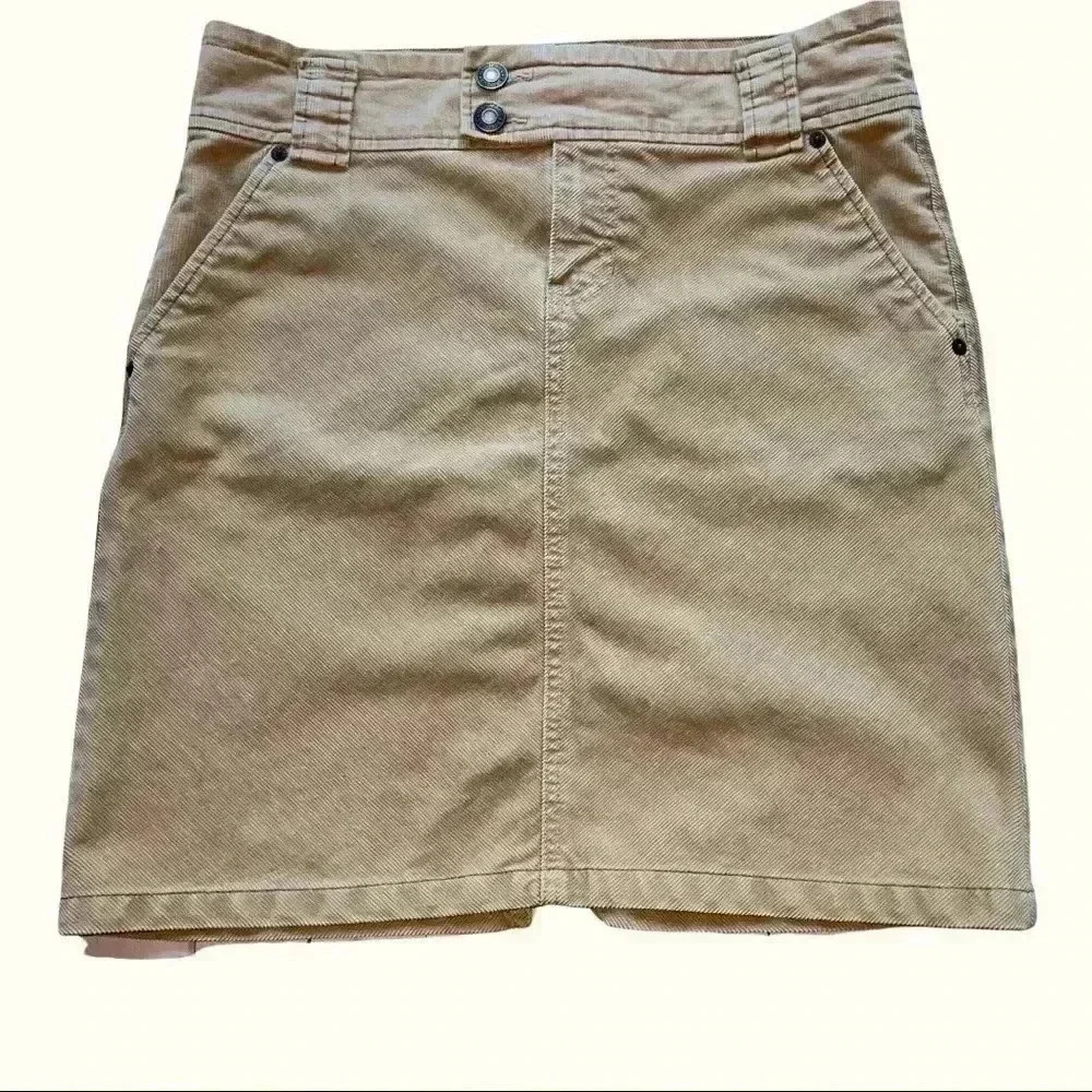 Women’s Gap Stretch Corduroy Mini Skirt Tan size 6